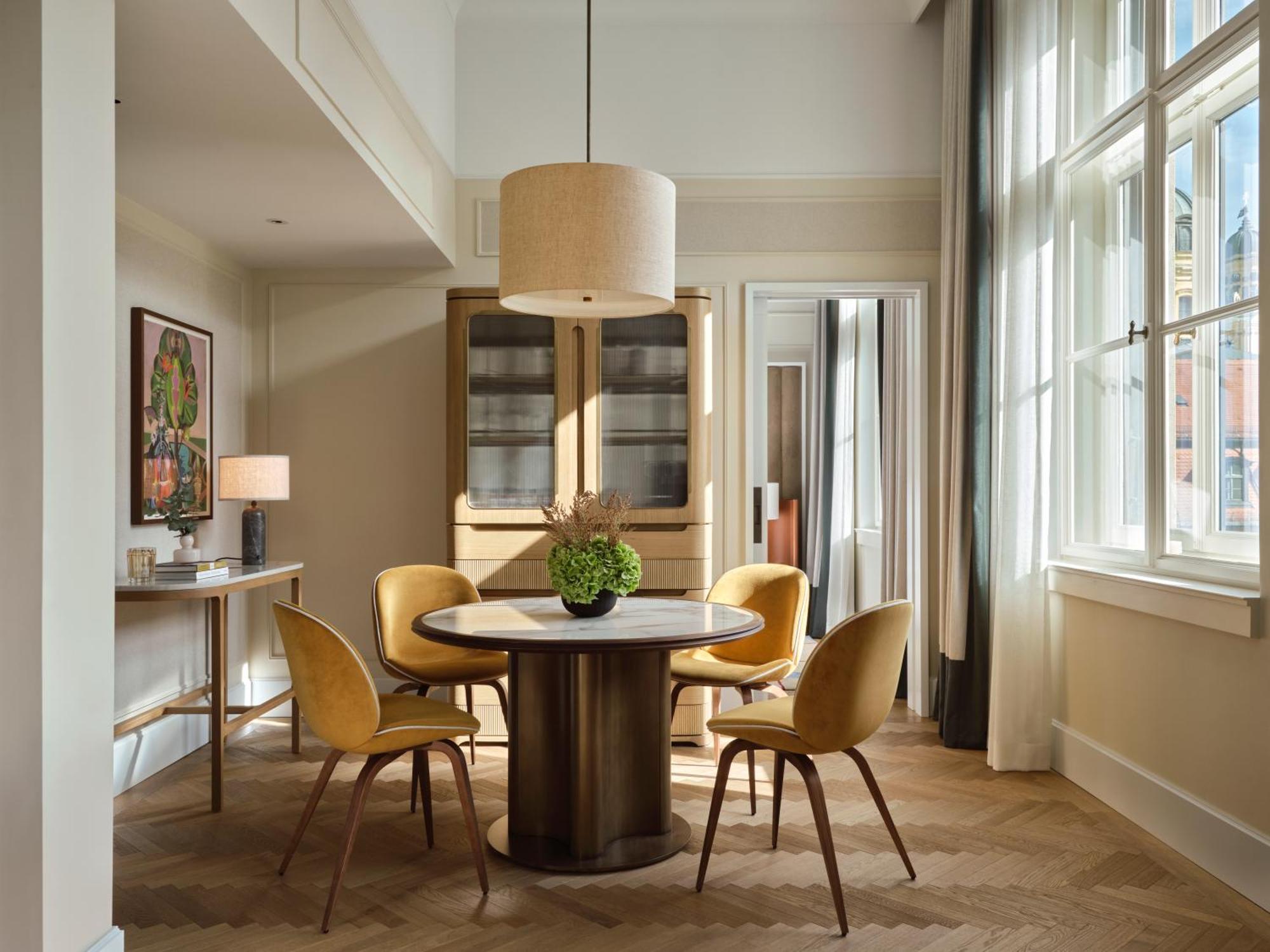 Hotel Rosewood 5*